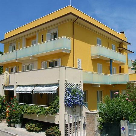 Hotel Vienna سينِغاليا المظهر الخارجي الصورة