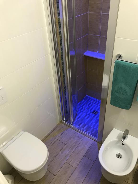 Hotel Vienna سينِغاليا المظهر الخارجي الصورة
