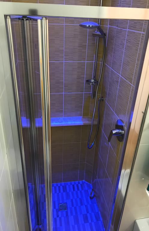 Hotel Vienna سينِغاليا المظهر الخارجي الصورة