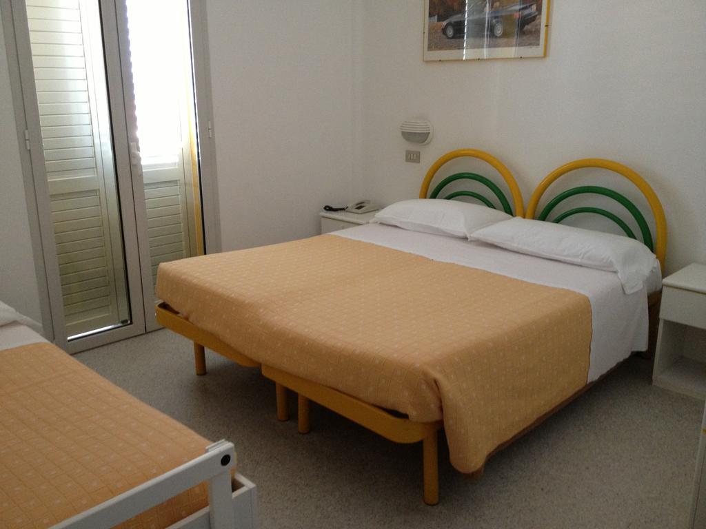 Hotel Vienna سينِغاليا الغرفة الصورة